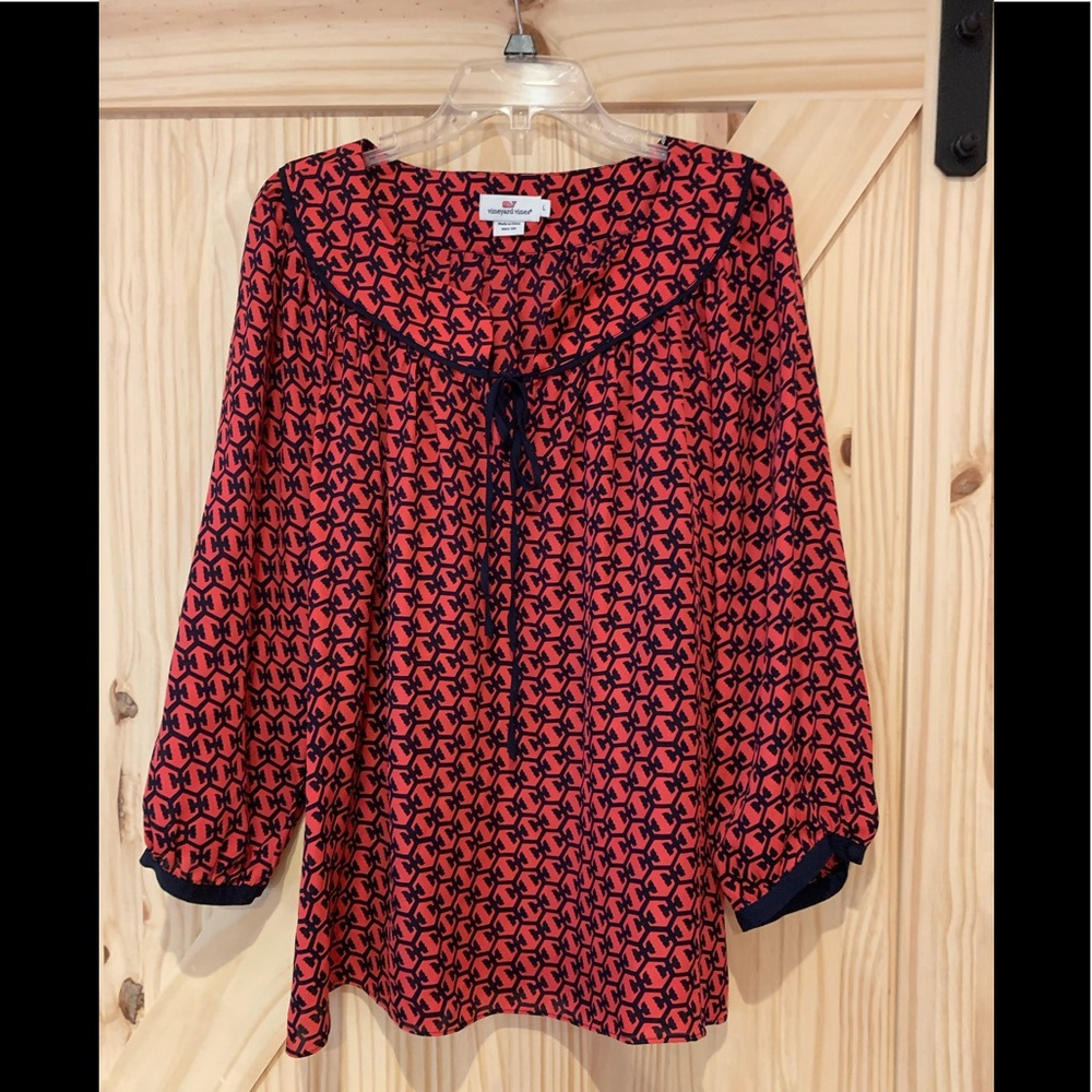 Vineyard vines silk blouse